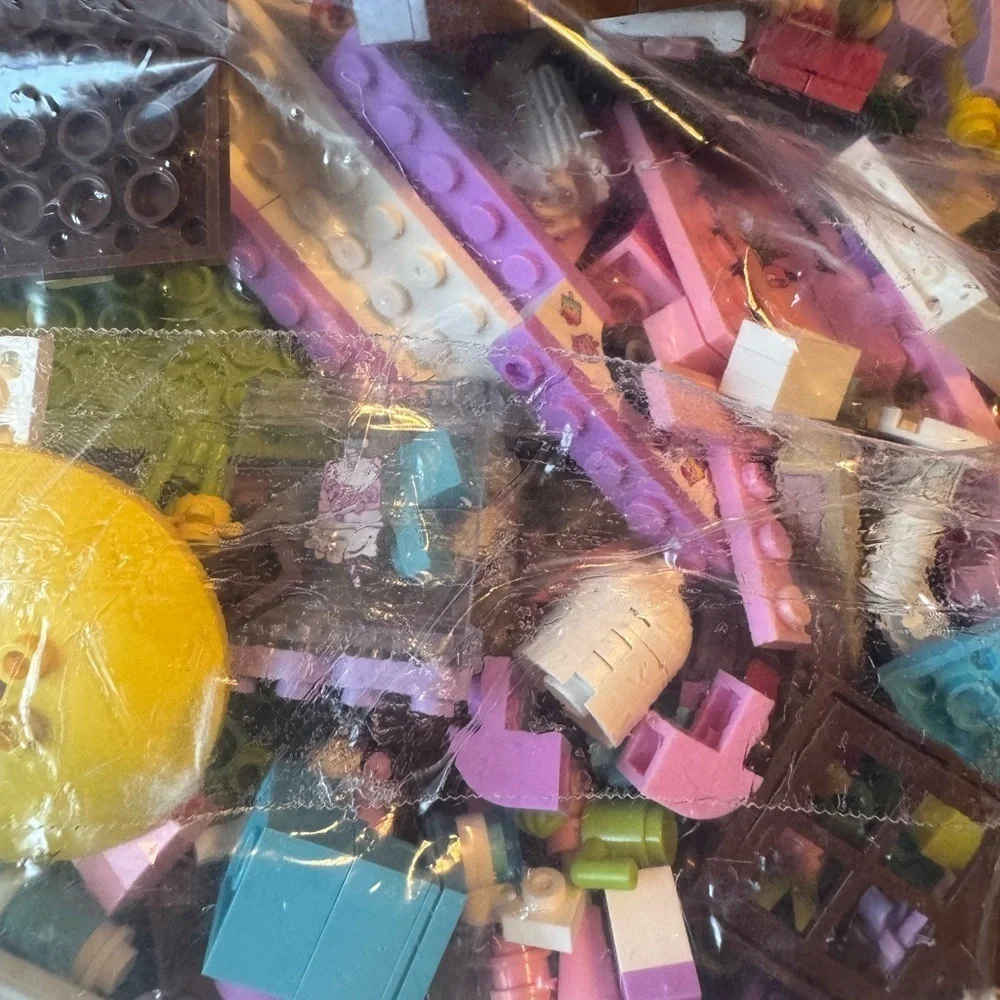 Hello Kitty Mixed Lot Of Legos 1.8 Pound